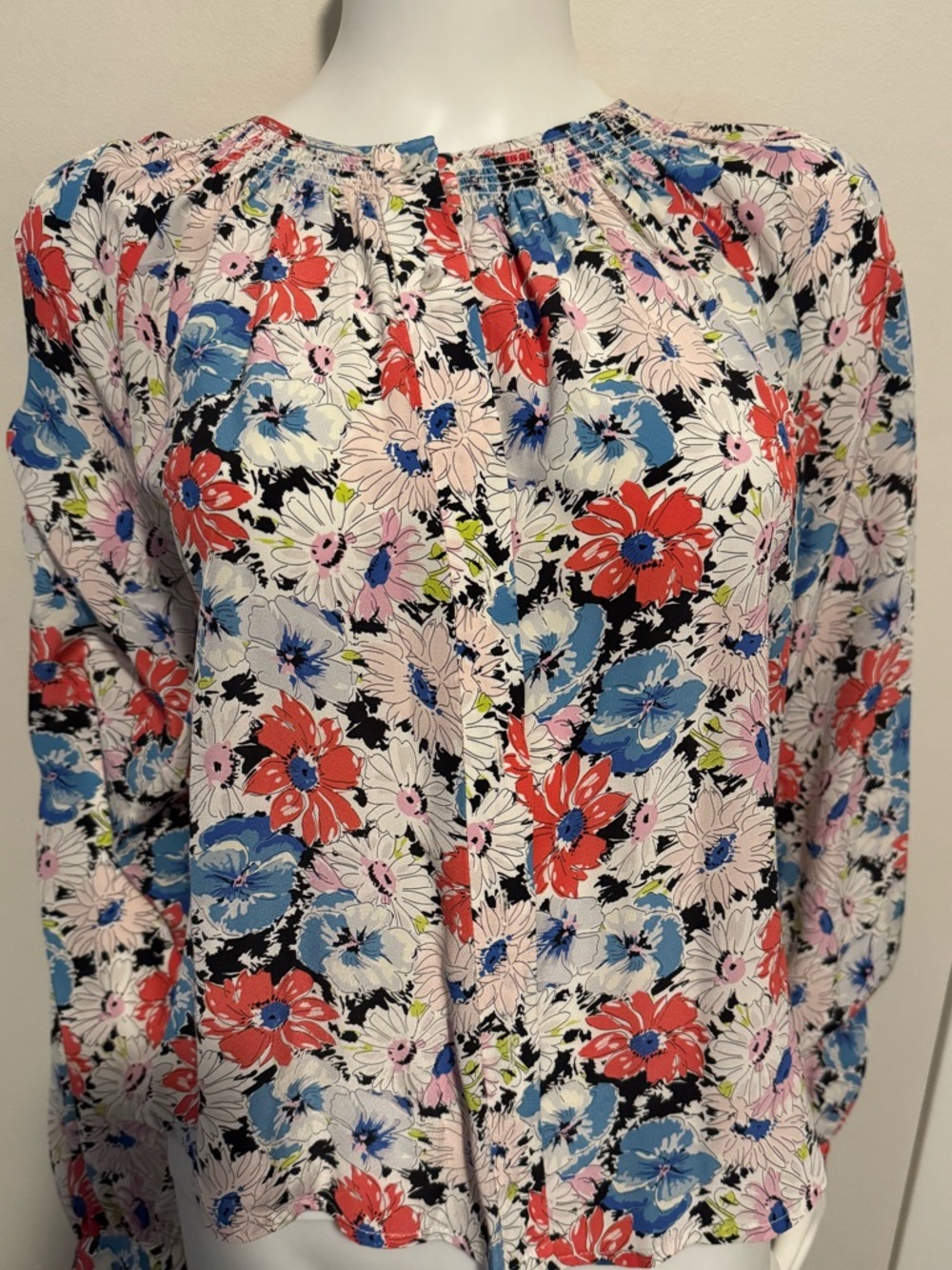 Veronica Beard Floral Silk Top - MINT!